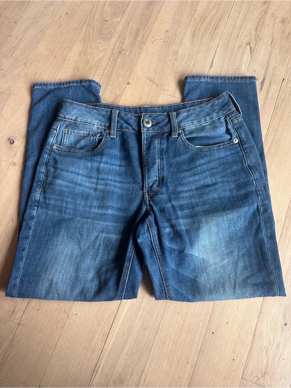 American Eagle Outfitters Women's Cropped Blue Denim Jeans